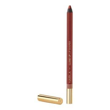 Close-Up Lip Shaper