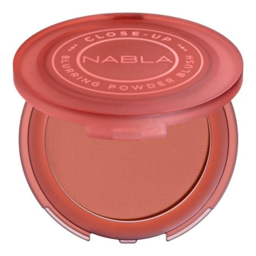 Close-Up Blurring Powder Blush