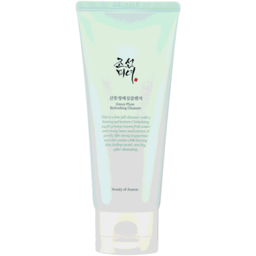 Green Plum Refreshing Cleanser