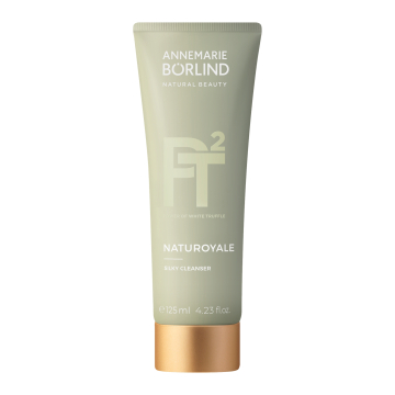 Naturoyale Silky Cleanser
