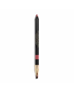 LE CRAYON À LÈVRES