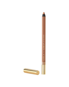 Close-Up Lip Shaper