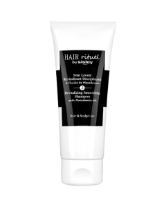 Revitalizing Smoothing Shampoo with Macadamia oil